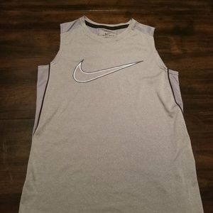 Nike dri-fit sleeveless shirt